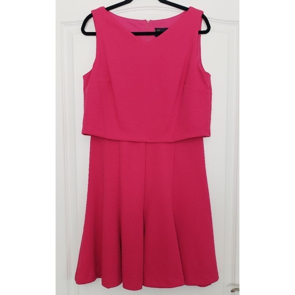 Just Taylor Pink Sleeveless Party Dress Textured Fit & Flare Women's‎ Size 10